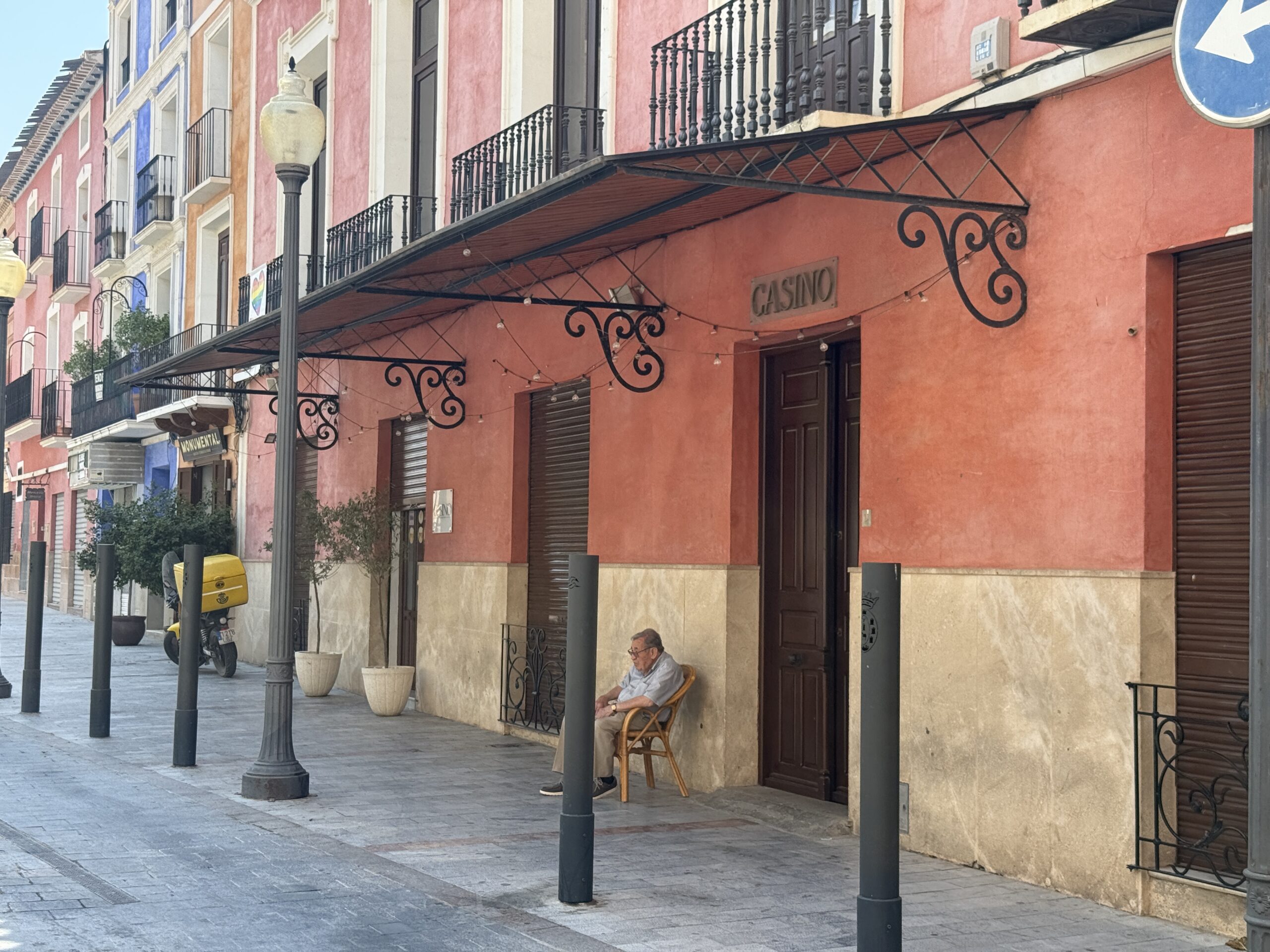 Plaza del Ayuntamiento y Torre del Reloj - Imagen 3