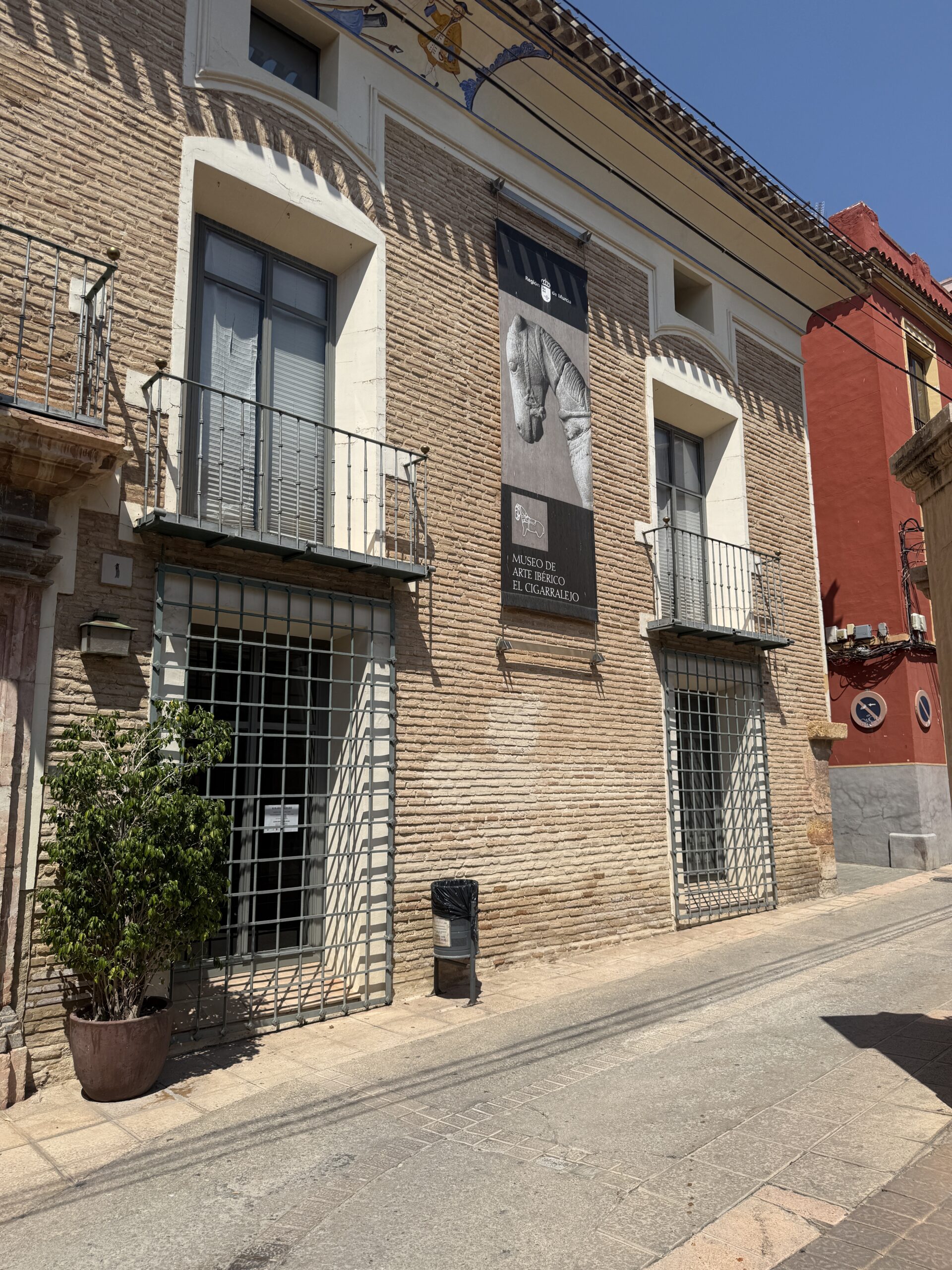 Museo Ibérico y Necrópolis de El Cigarralejo - Imagen 3